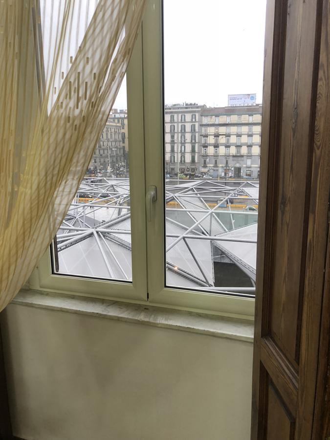 La Casa Di Fafa Bed & Breakfast Napoli Bagian luar foto