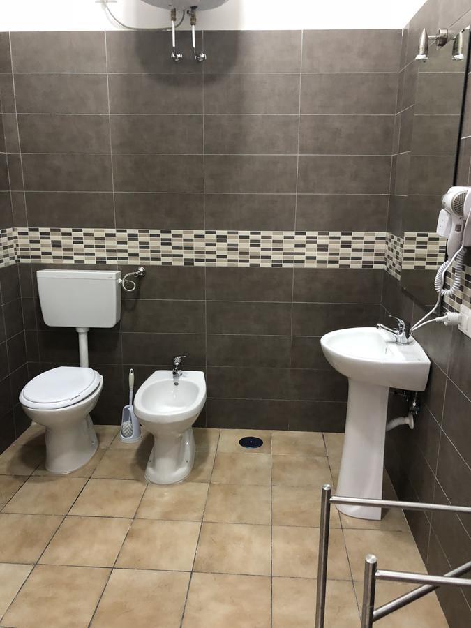 La Casa Di Fafa Bed & Breakfast Napoli Bagian luar foto