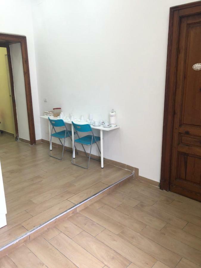 La Casa Di Fafa Bed & Breakfast Napoli Bagian luar foto