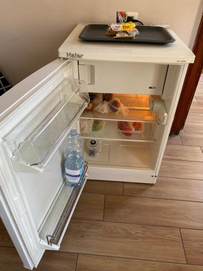 La Casa Di Fafa Bed & Breakfast Napoli Bagian luar foto